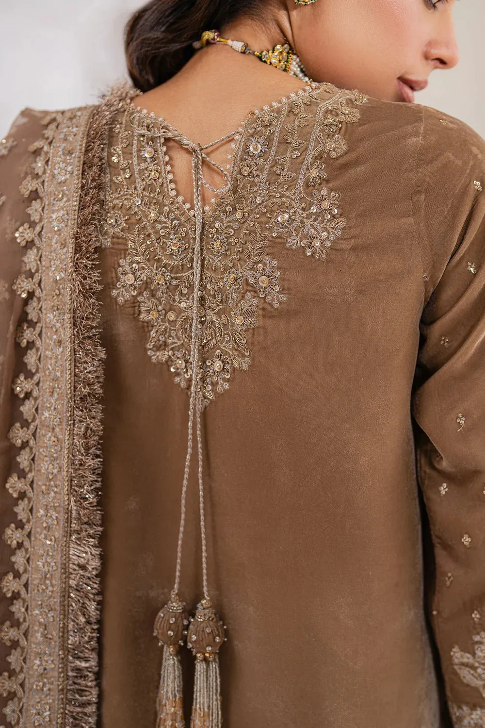 EMBROIDERED VELVET UF-754