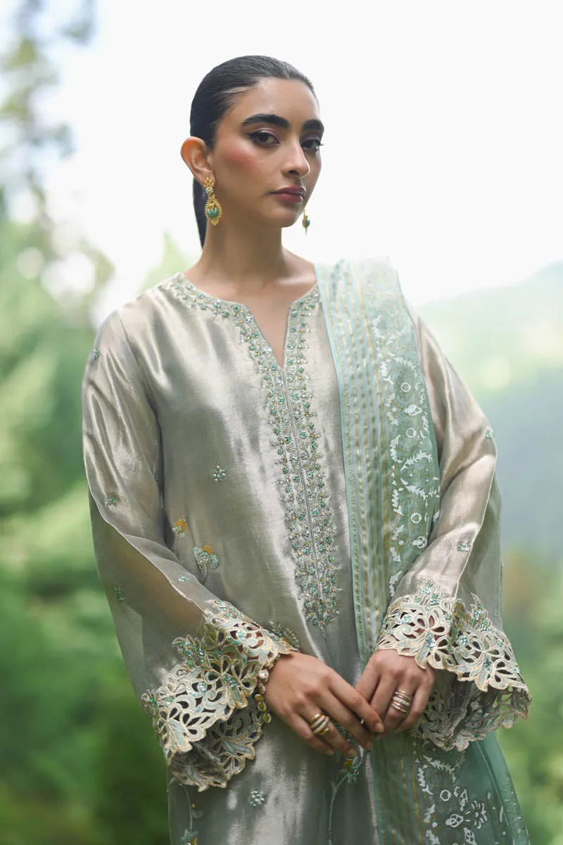 Hue Pret | Farasha Luxury Winter | Parisa