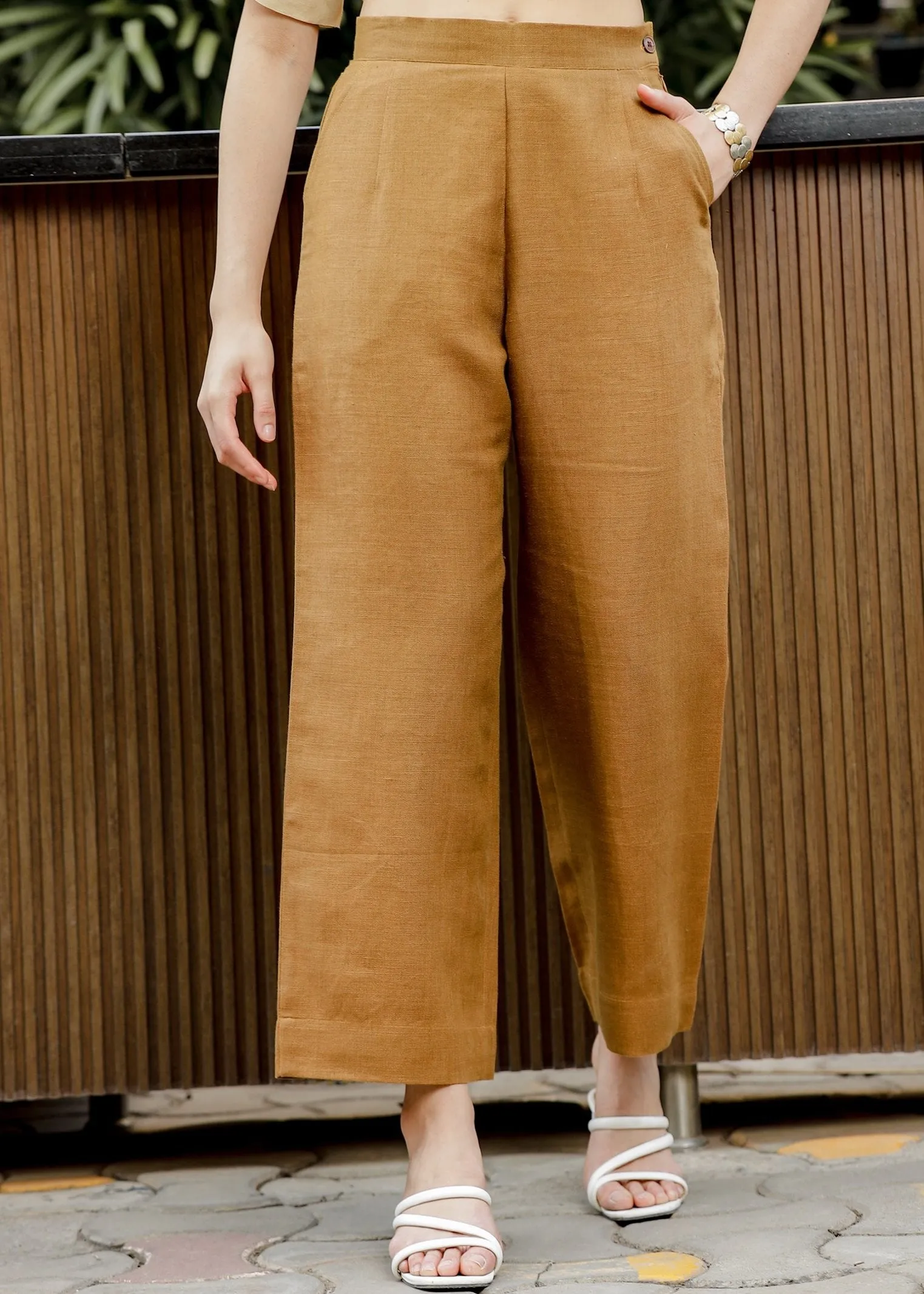 Luna - Ankle Length Pure Linen Trousers - Dark Khaki