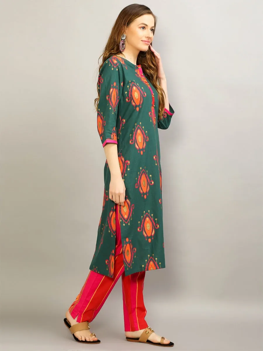 Women Green Geometric Printed Kurta With Trouser