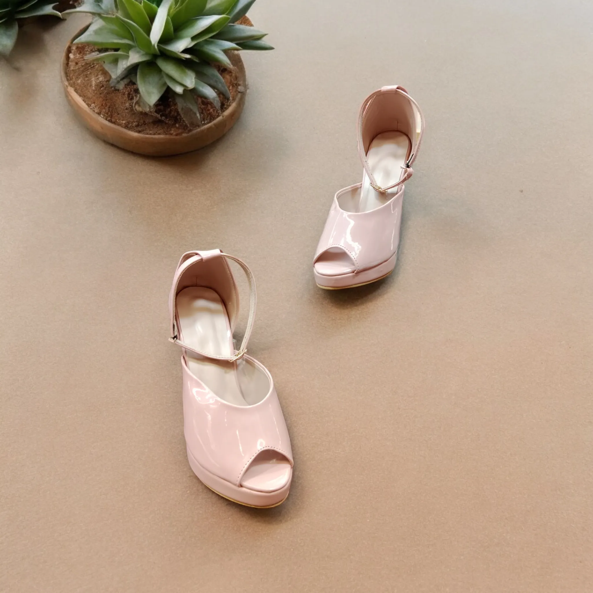 Women heel sandals article- E-SD